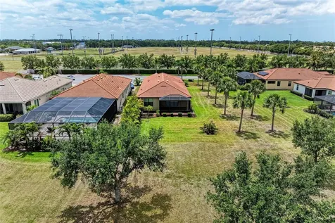 10111 Malachite Drive Bradenton FL 34211