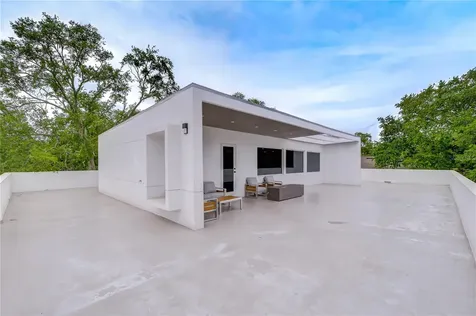 6805 New York Drive Tampa FL 33619