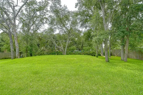 6805 New York Drive Tampa FL 33619