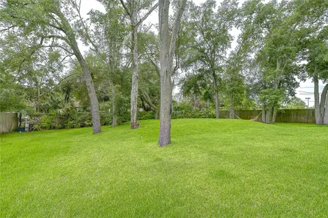 6805 New York Drive Tampa FL 33619