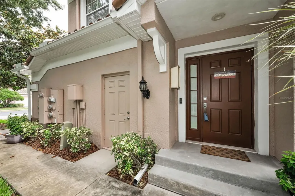 889 Lantern Way Clearwater FL 33765