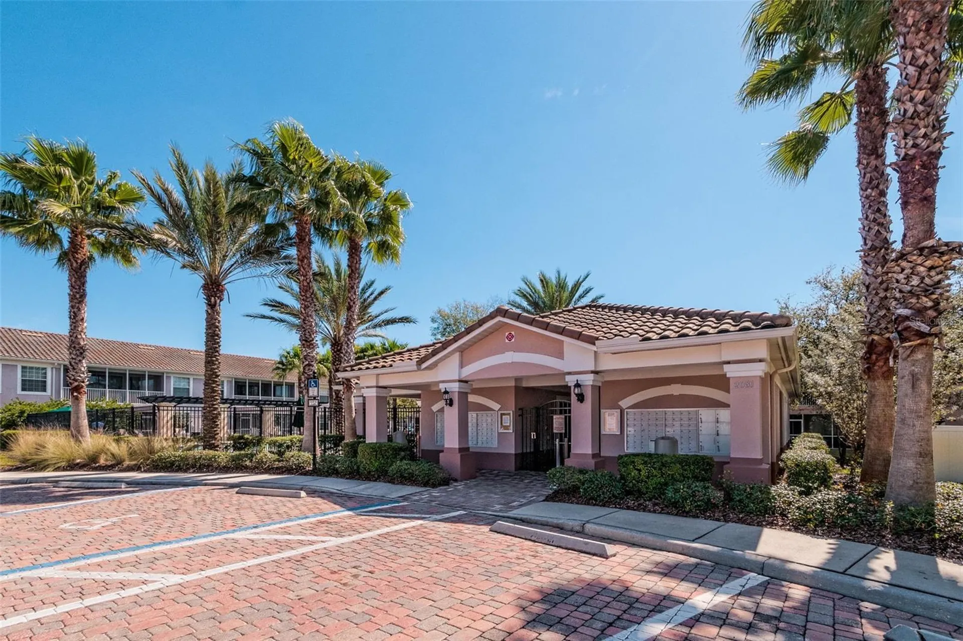 889 Lantern Way Clearwater FL 33765