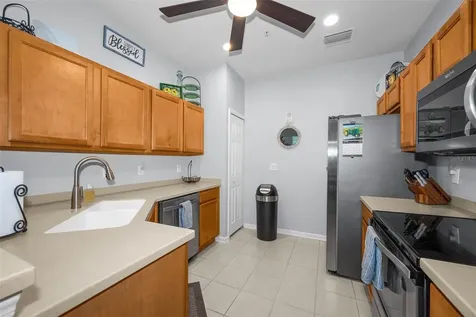 889 Lantern Way Clearwater FL 33765