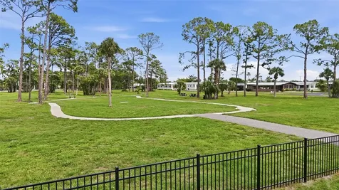 452 Sharks Point North Port FL 34287