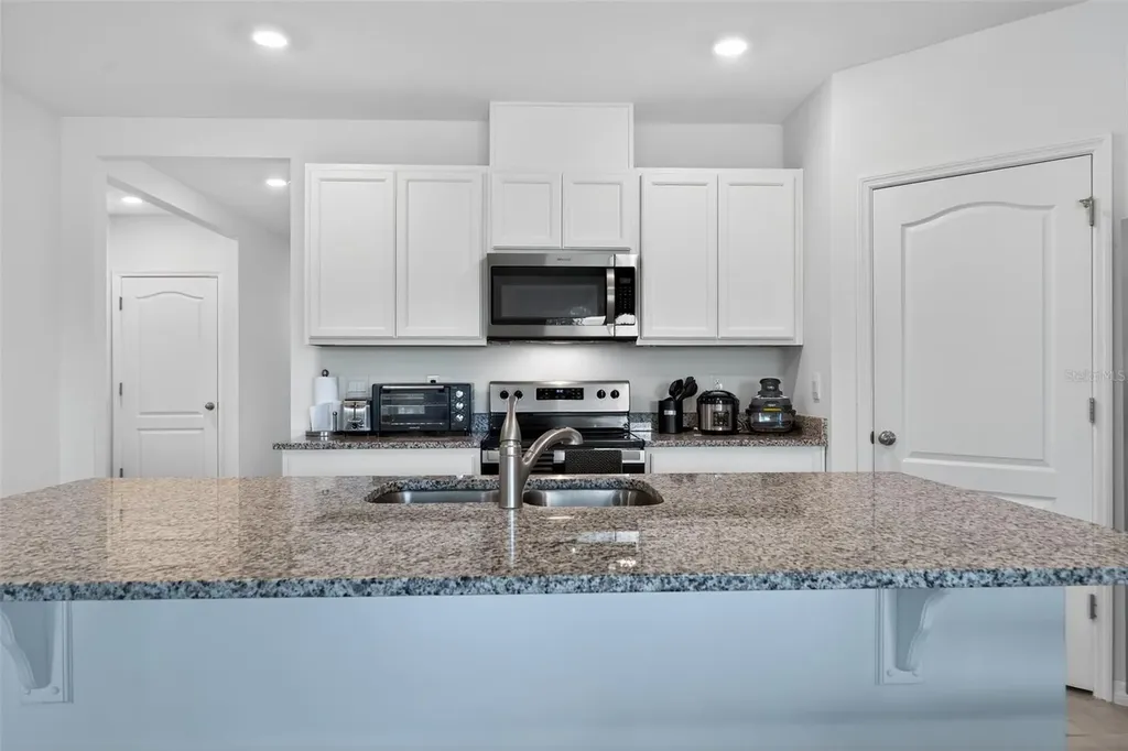 2647 House Finch Road St Cloud FL 34773