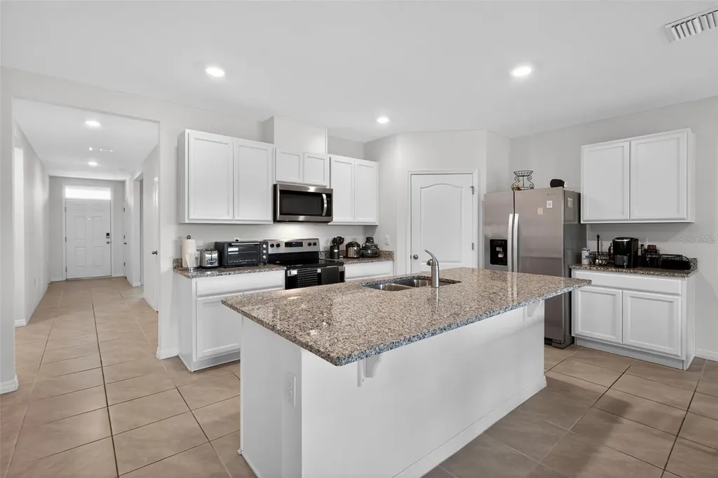 2647 House Finch Road St Cloud FL 34773