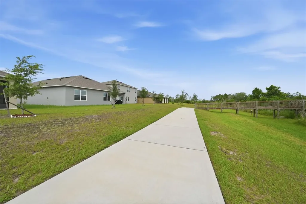 2647 House Finch Road St Cloud FL 34773