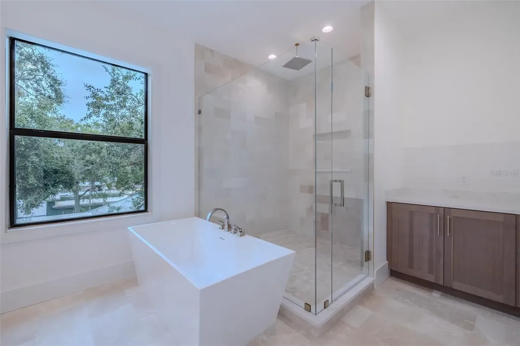 4608 W El Prado Boulevard Tampa FL 33629