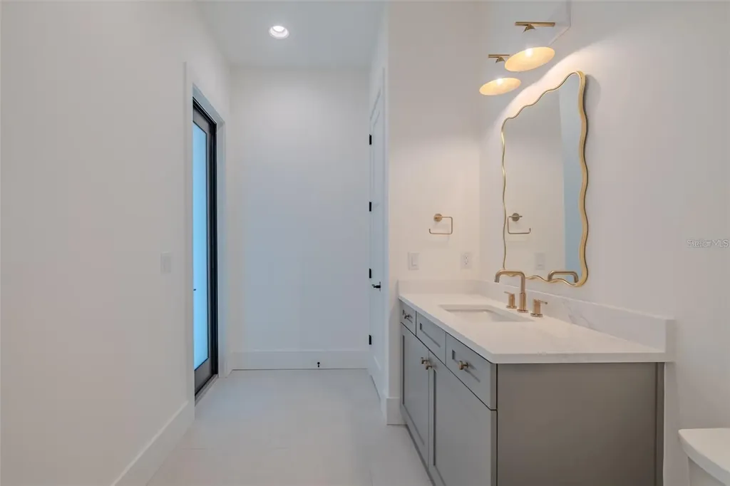 4608 W El Prado Boulevard Tampa FL 33629