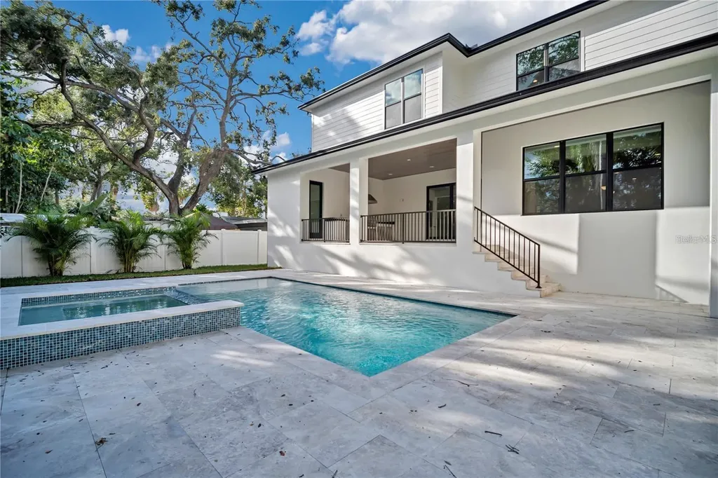 4608 W El Prado Boulevard Tampa FL 33629