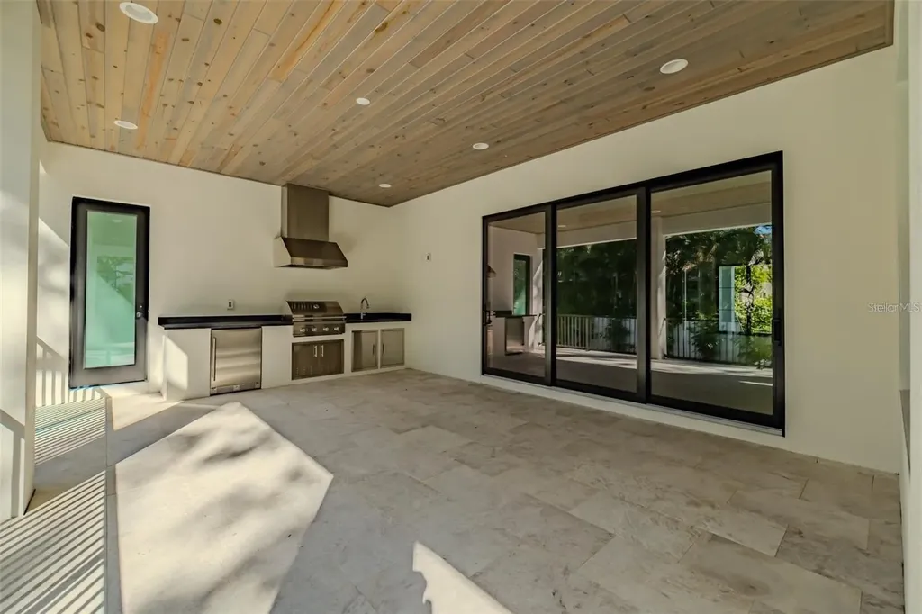 4608 W El Prado Boulevard Tampa FL 33629