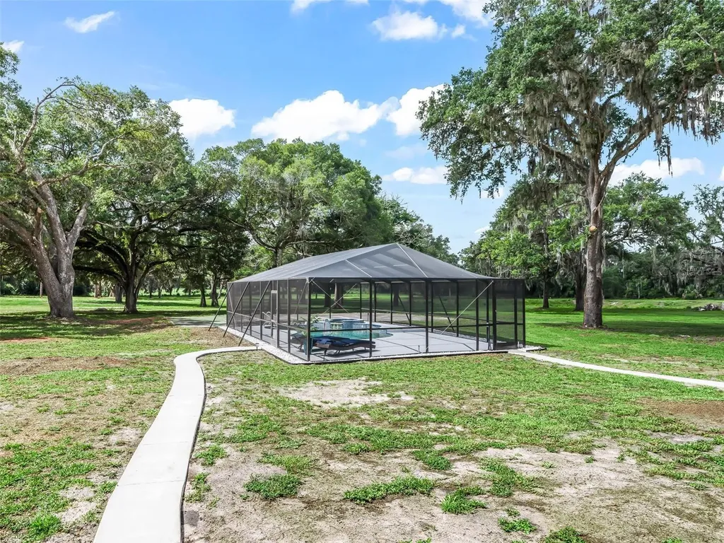 10660 E Bushnell Road Floral City FL 34436