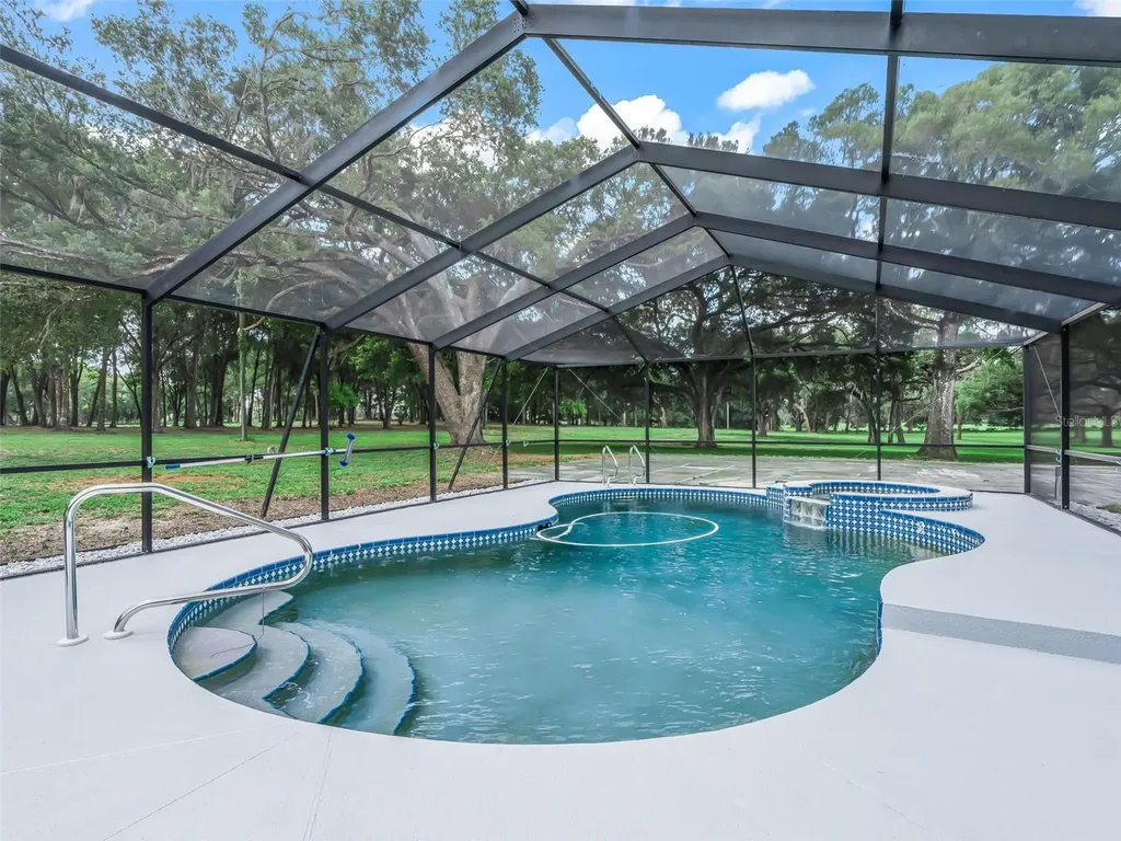 10660 E Bushnell Road Floral City FL 34436