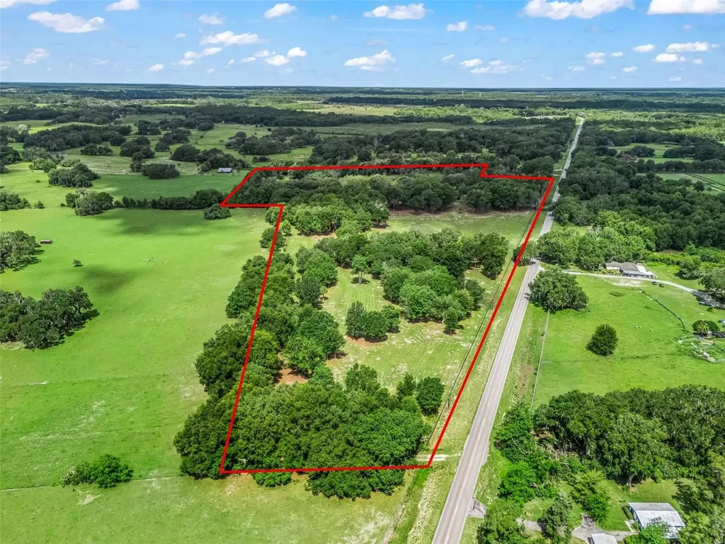 10660 E Bushnell Road Floral City FL 34436
