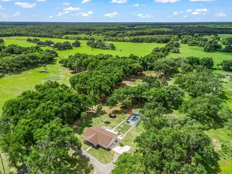 10660 E Bushnell Road Floral City FL 34436