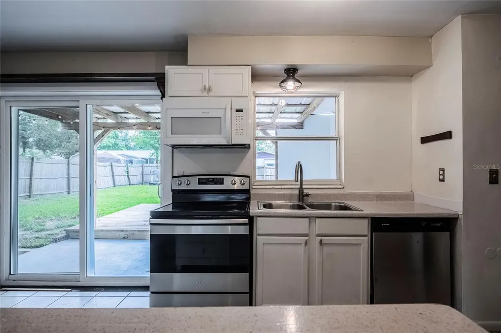 602 Carey Place Lakeland FL 33803