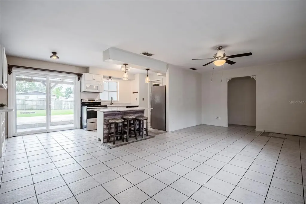 602 Carey Place Lakeland FL 33803