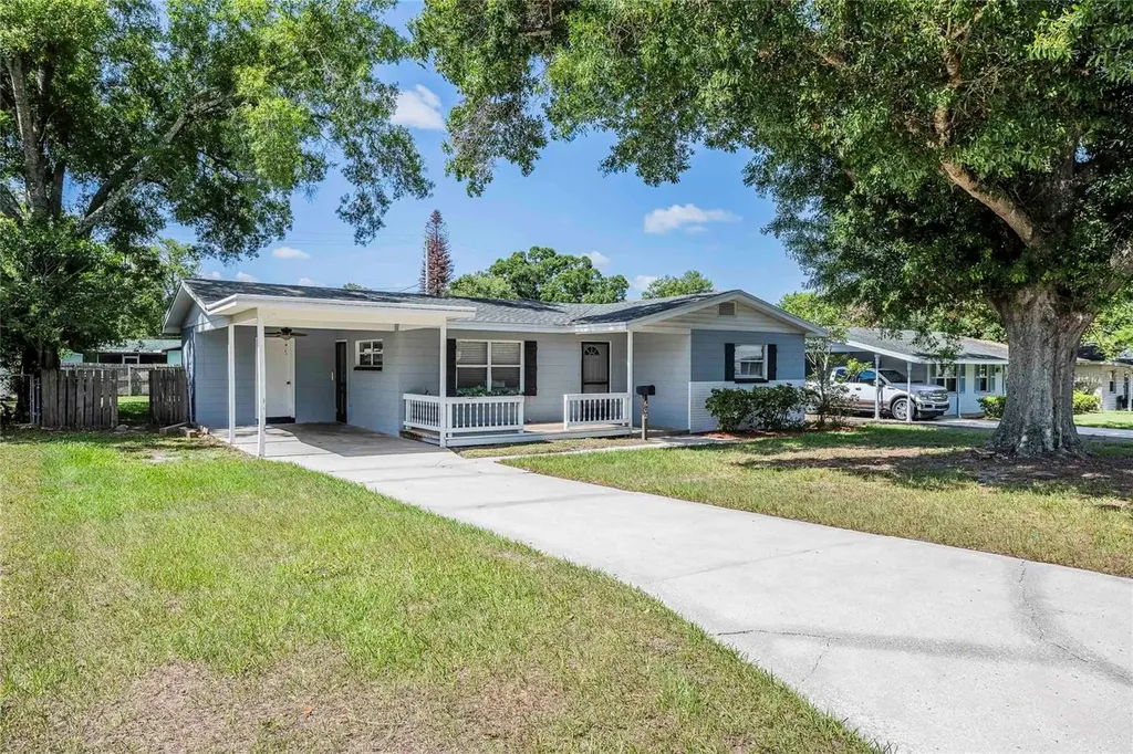602 Carey Place Lakeland FL 33803