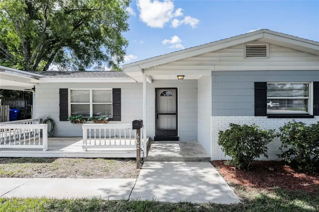 602 Carey Place Lakeland FL 33803