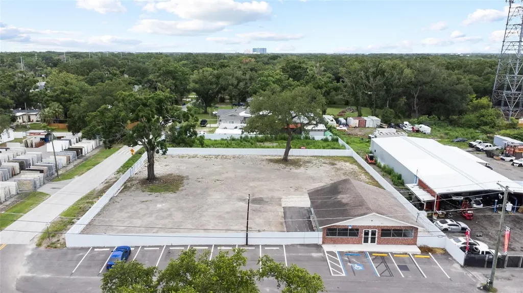 7604 E Broadway Avenue Tampa FL 33619