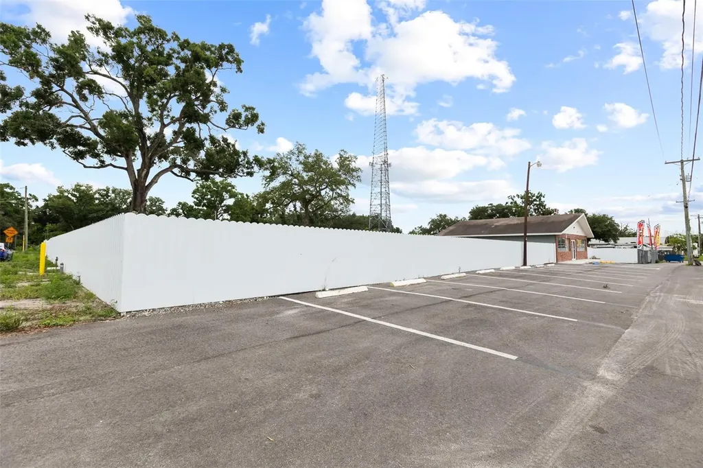 7604 E Broadway Avenue Tampa FL 33619