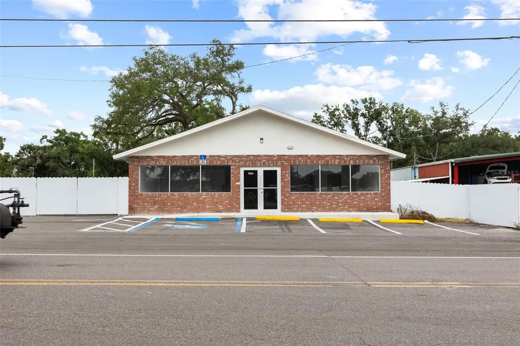 7604 E Broadway Avenue Tampa FL 33619