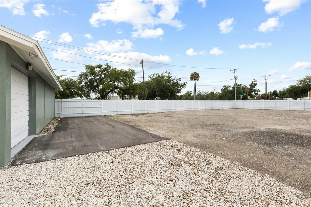 7604 E Broadway Avenue Tampa FL 33619