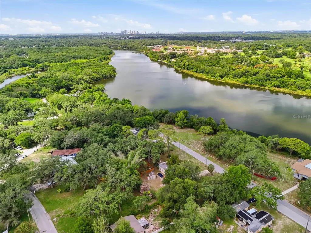8115 N 37th Street Tampa FL 33604