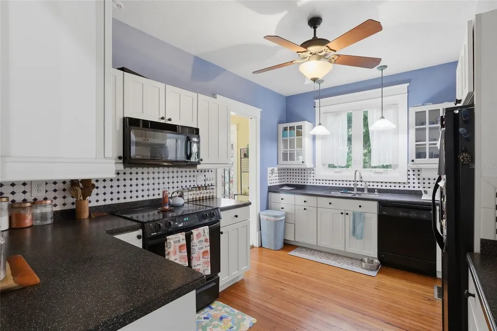 8115 N 37th Street Tampa FL 33604