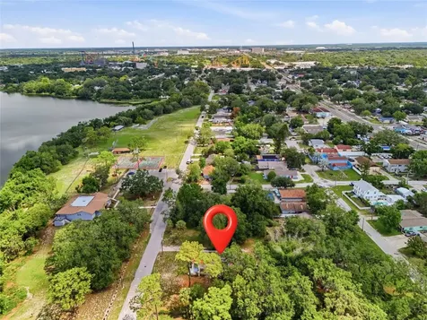 8115 N 37th Street Tampa FL 33604