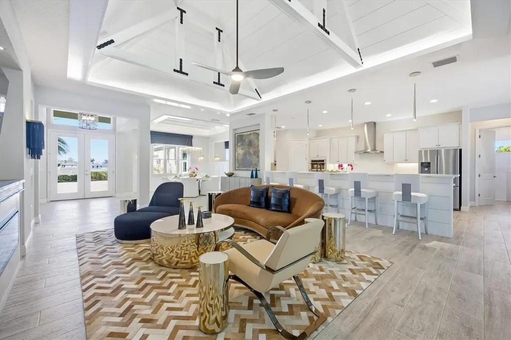 3467 Compound Court Sarasota FL 34240