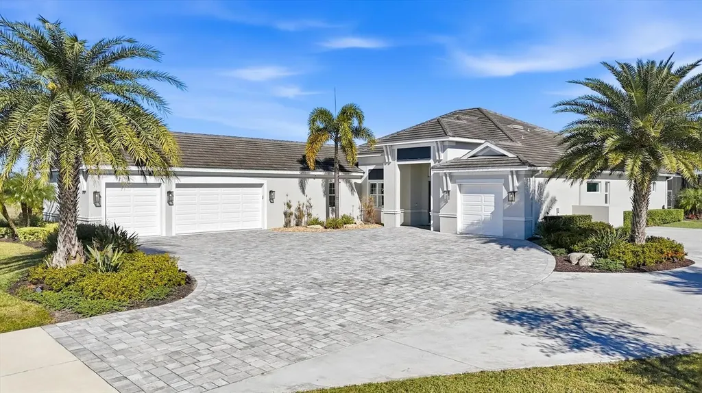 3467 Compound Court Sarasota FL 34240