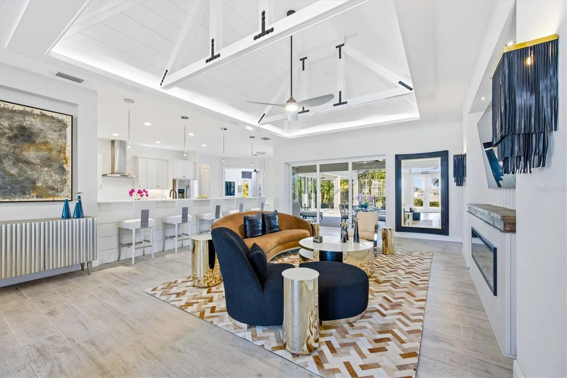 3467 Compound Court Sarasota FL 34240
