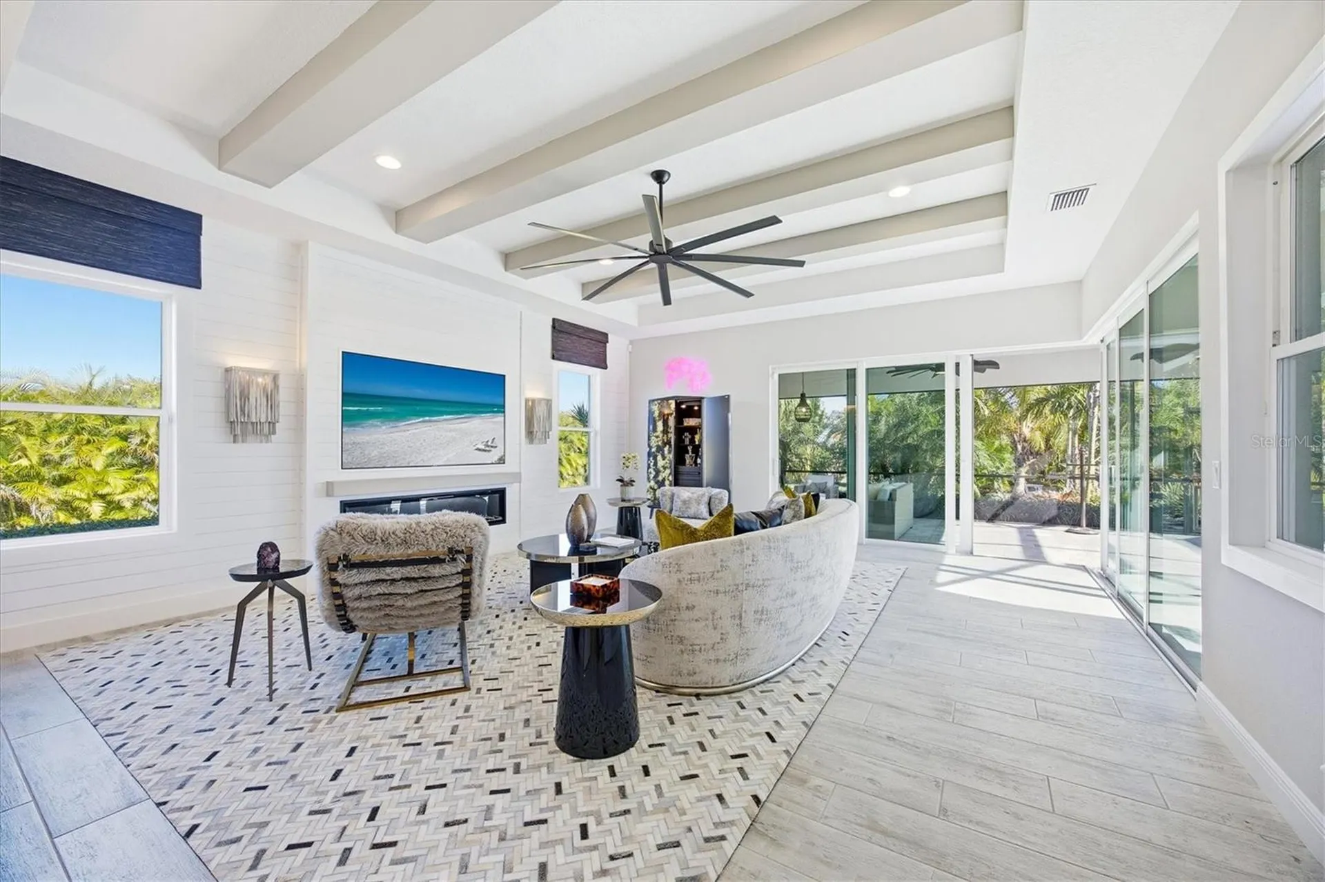 3467 Compound Court Sarasota FL 34240