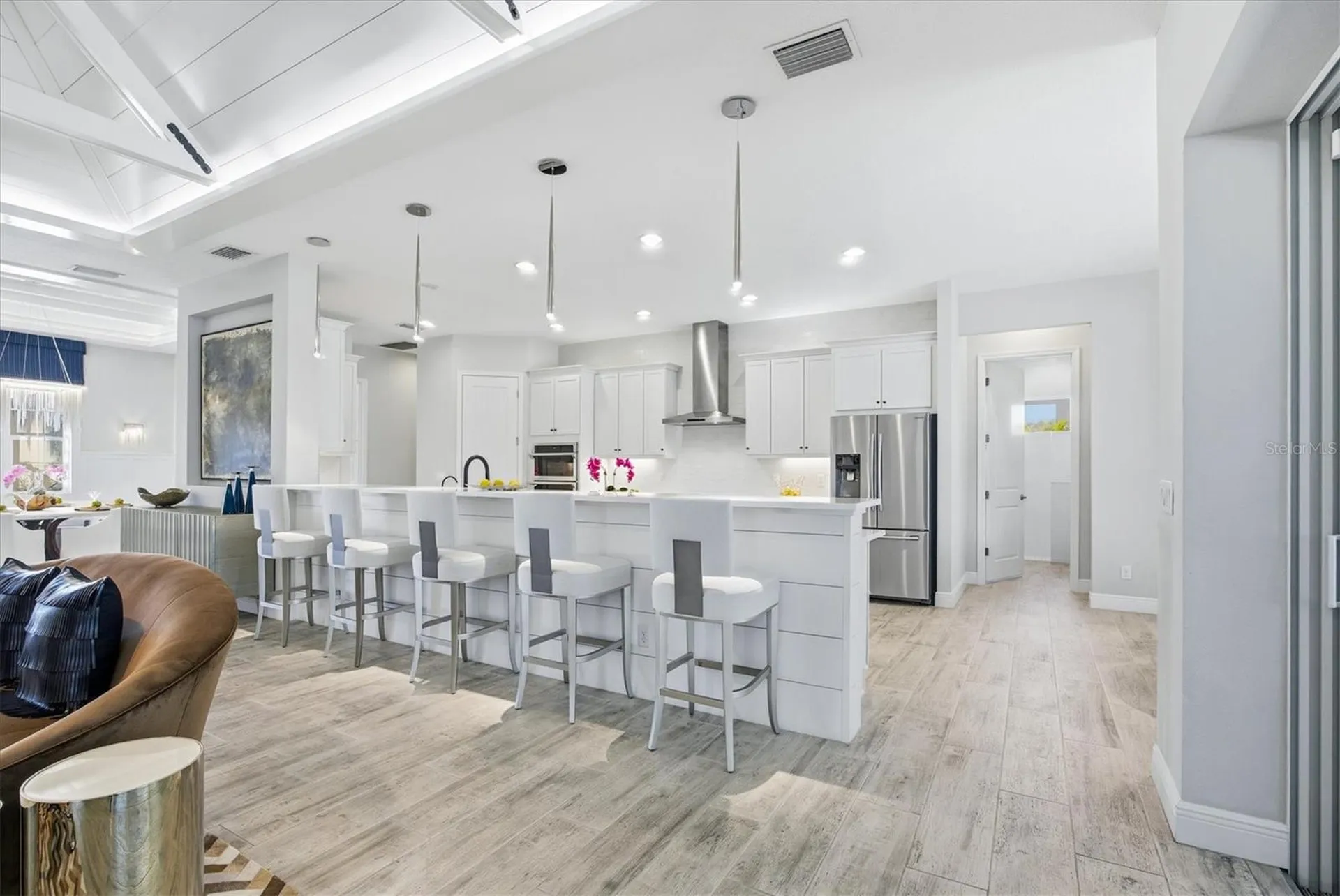 3467 Compound Court Sarasota FL 34240