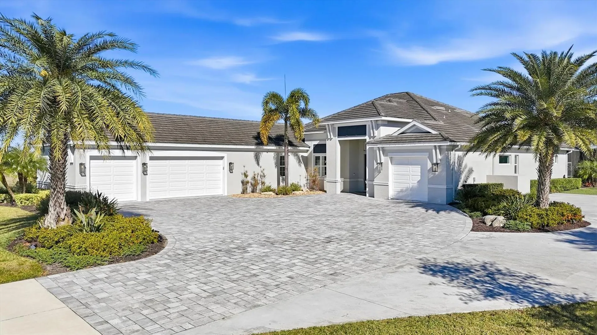3467 Compound Court Sarasota FL 34240