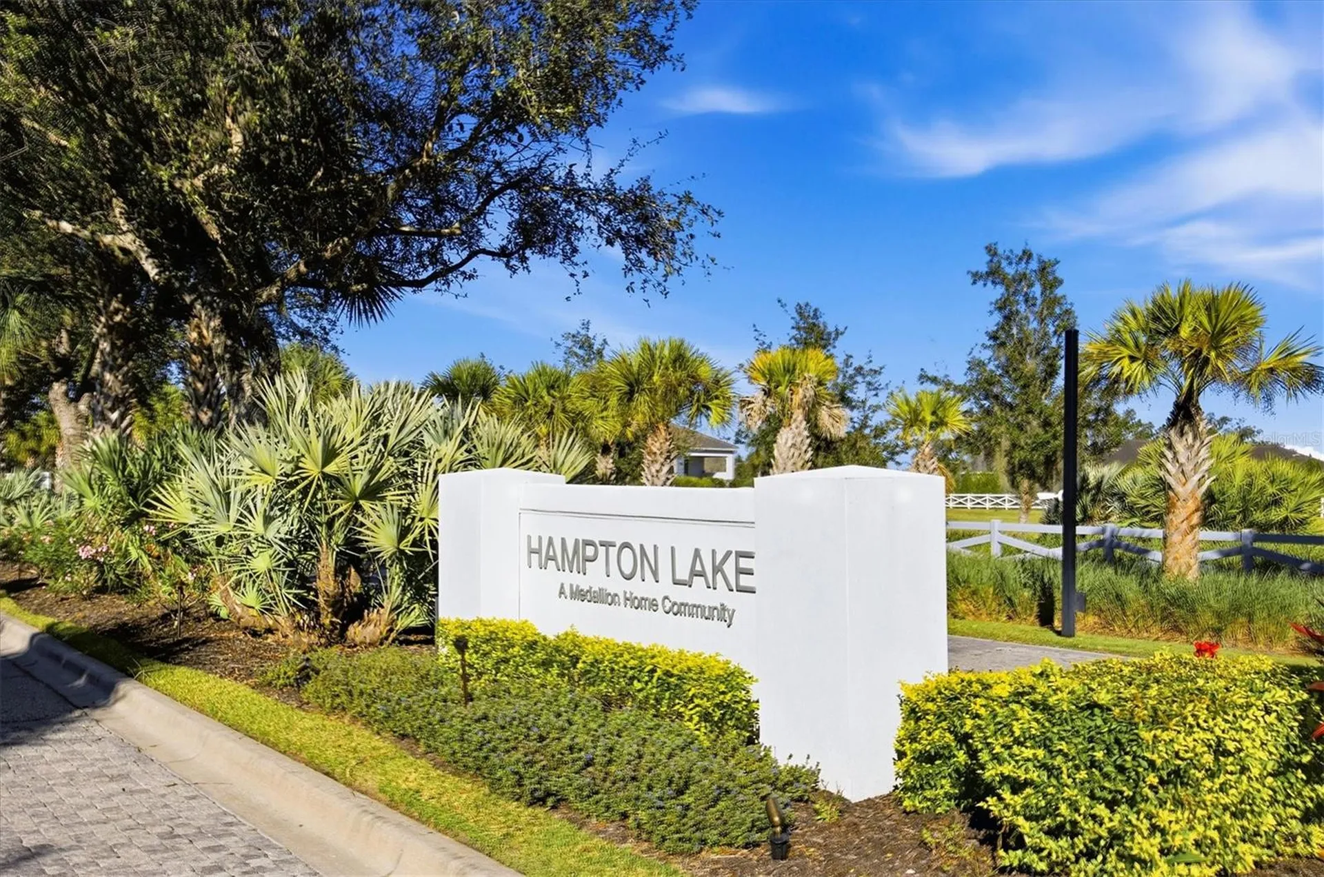 3467 Compound Court Sarasota FL 34240
