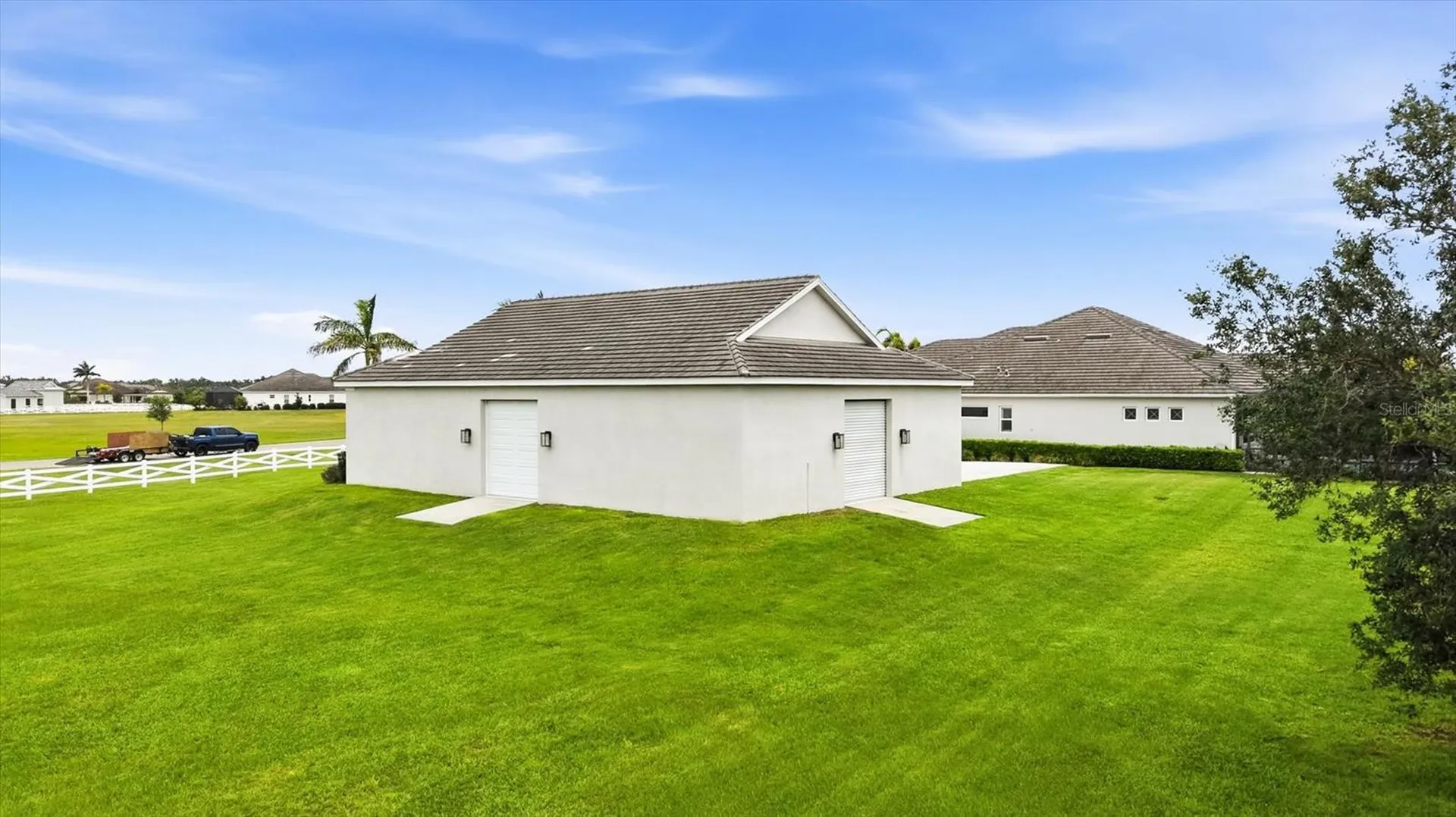3467 Compound Court Sarasota FL 34240