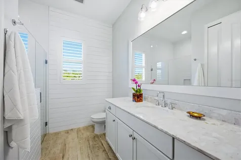 3467 Compound Court Sarasota FL 34240