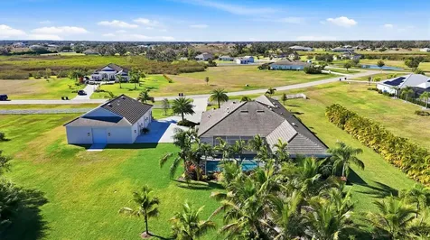 3467 Compound Court Sarasota FL 34240