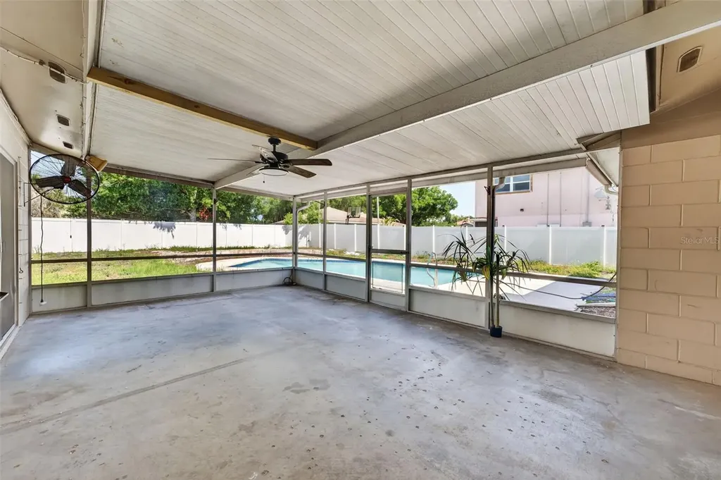 7110 Mintwood Court Tampa FL 33615