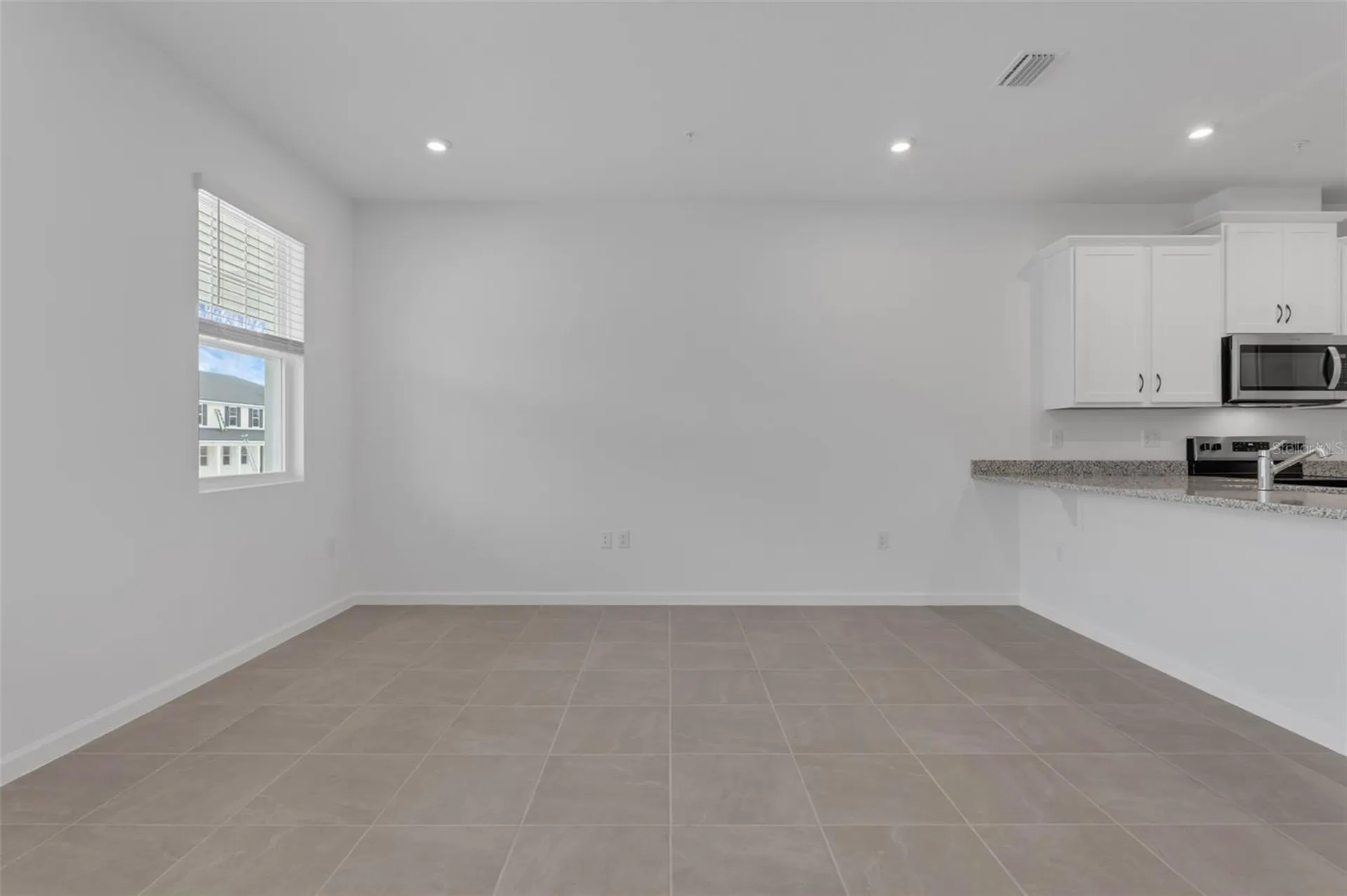 3239 Gardenia Reserve Street Apopka FL 32712