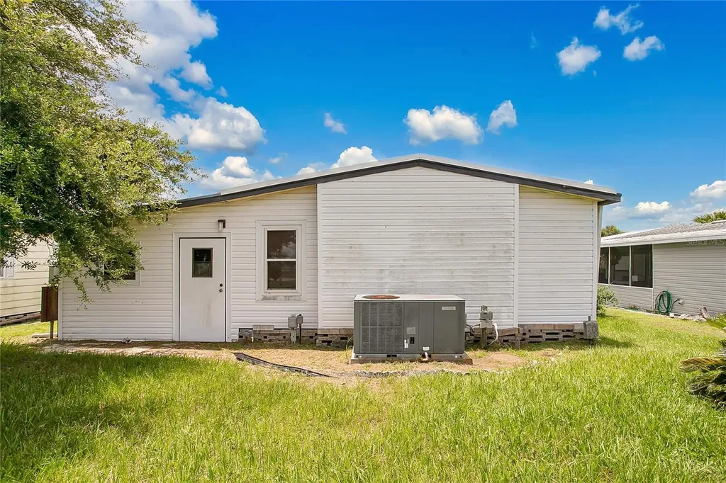 6443 Hollyberry Lane NE Winter Haven FL 33881