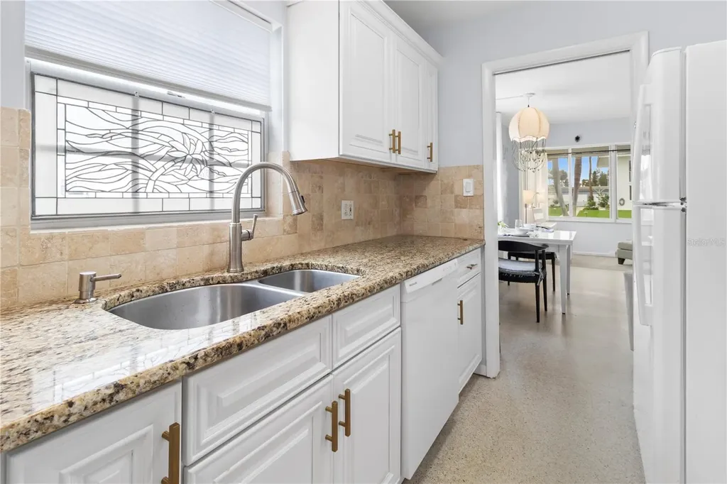 5400 Gulf Drive Holmes Beach FL 34217