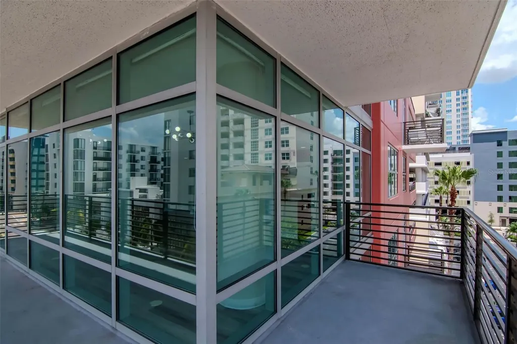 1208 E Kennedy Boulevard Tampa FL 33602