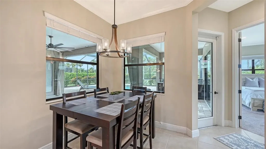 8215 Larkspur Circle Sarasota FL 34241