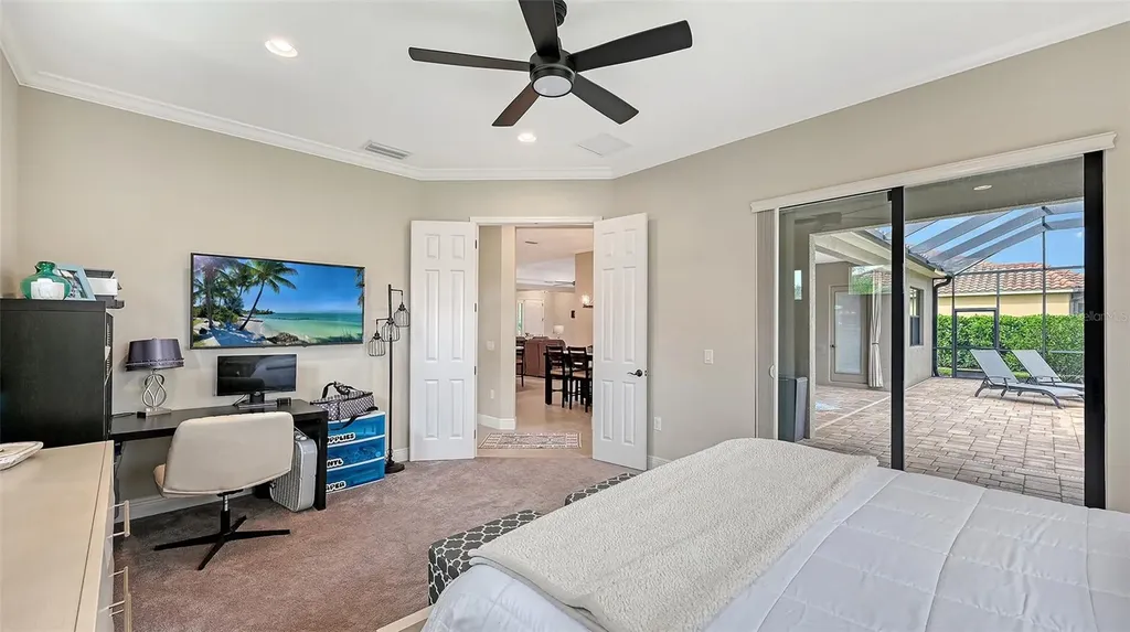 8215 Larkspur Circle Sarasota FL 34241