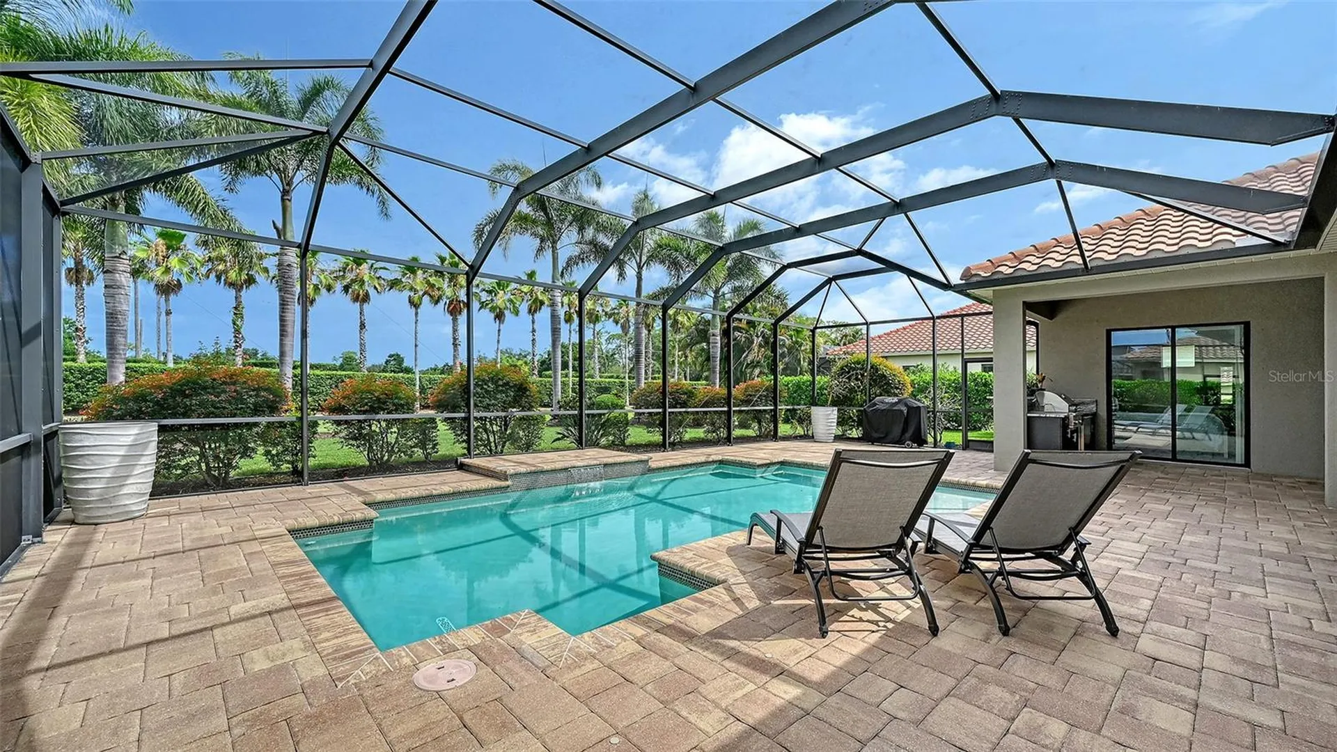 8215 Larkspur Circle Sarasota FL 34241
