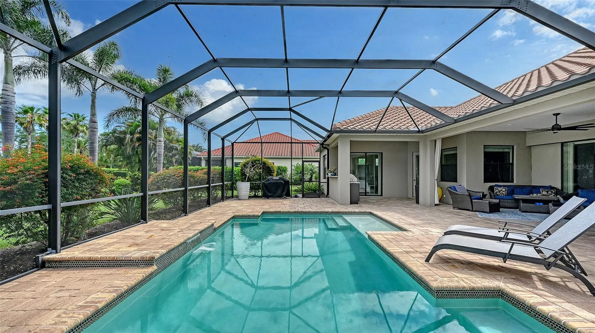 8215 Larkspur Circle Sarasota FL 34241