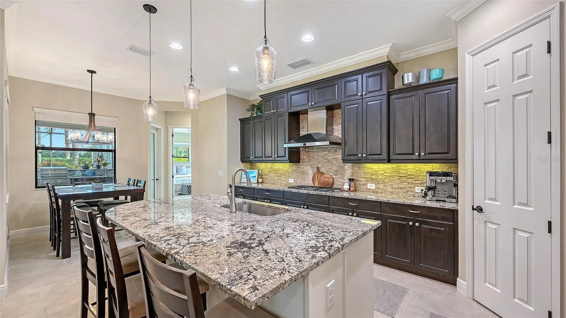 8215 Larkspur Circle Sarasota FL 34241